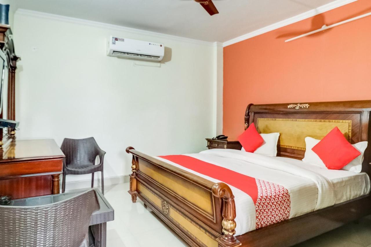 Oyo Hotel R K Residency Gurgaon Eksteriør billede