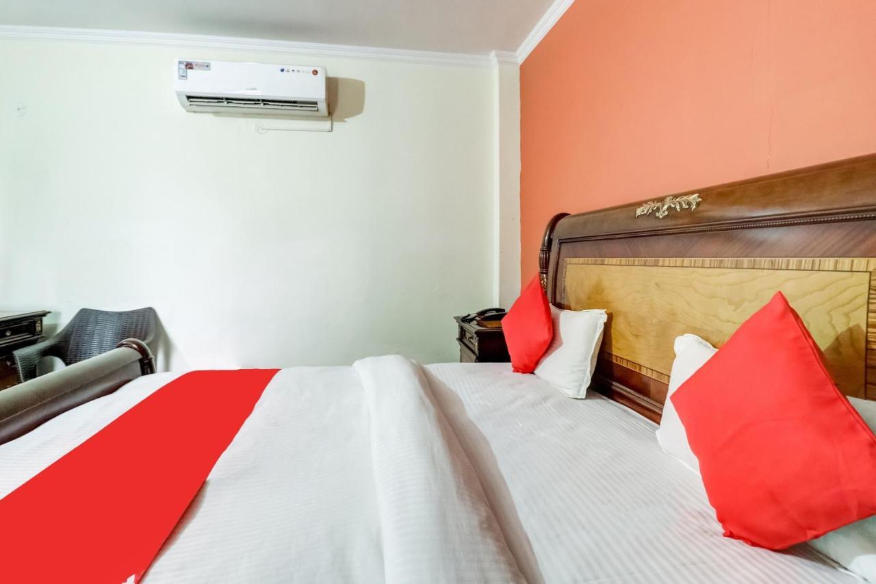 Oyo Hotel R K Residency Gurgaon Eksteriør billede
