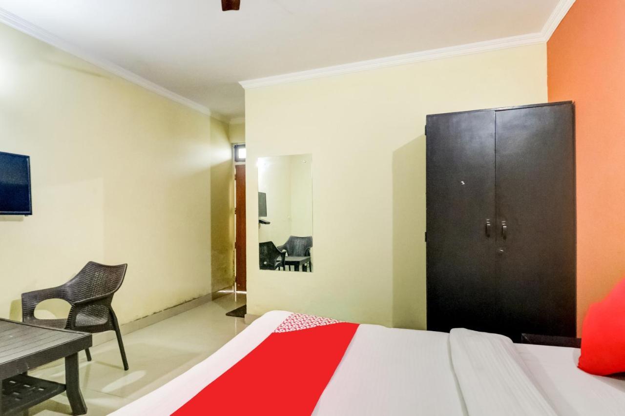 Oyo Hotel R K Residency Gurgaon Eksteriør billede