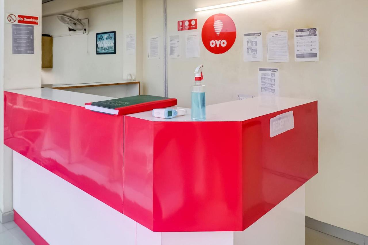 Oyo Hotel R K Residency Gurgaon Eksteriør billede
