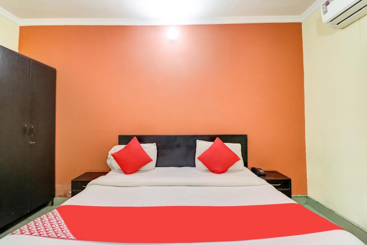 Oyo Hotel R K Residency Gurgaon Eksteriør billede