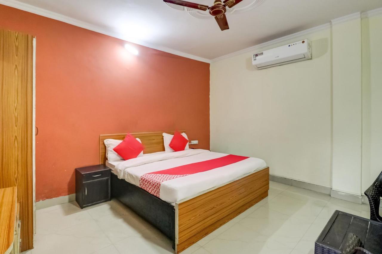 Oyo Hotel R K Residency Gurgaon Eksteriør billede
