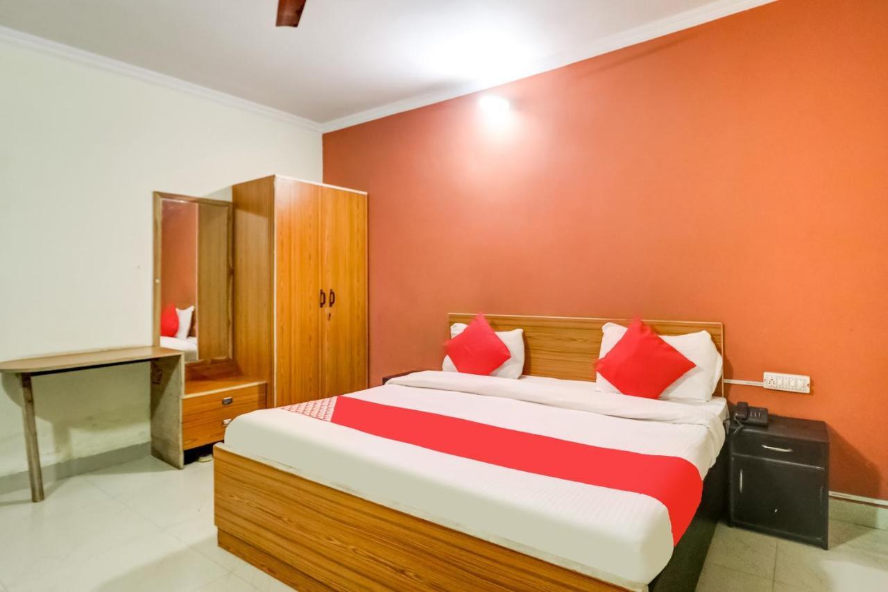 Oyo Hotel R K Residency Gurgaon Eksteriør billede